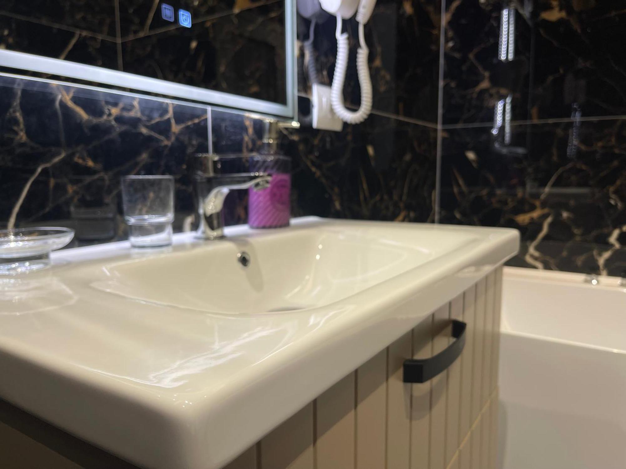 15 - Center 4* Tirana