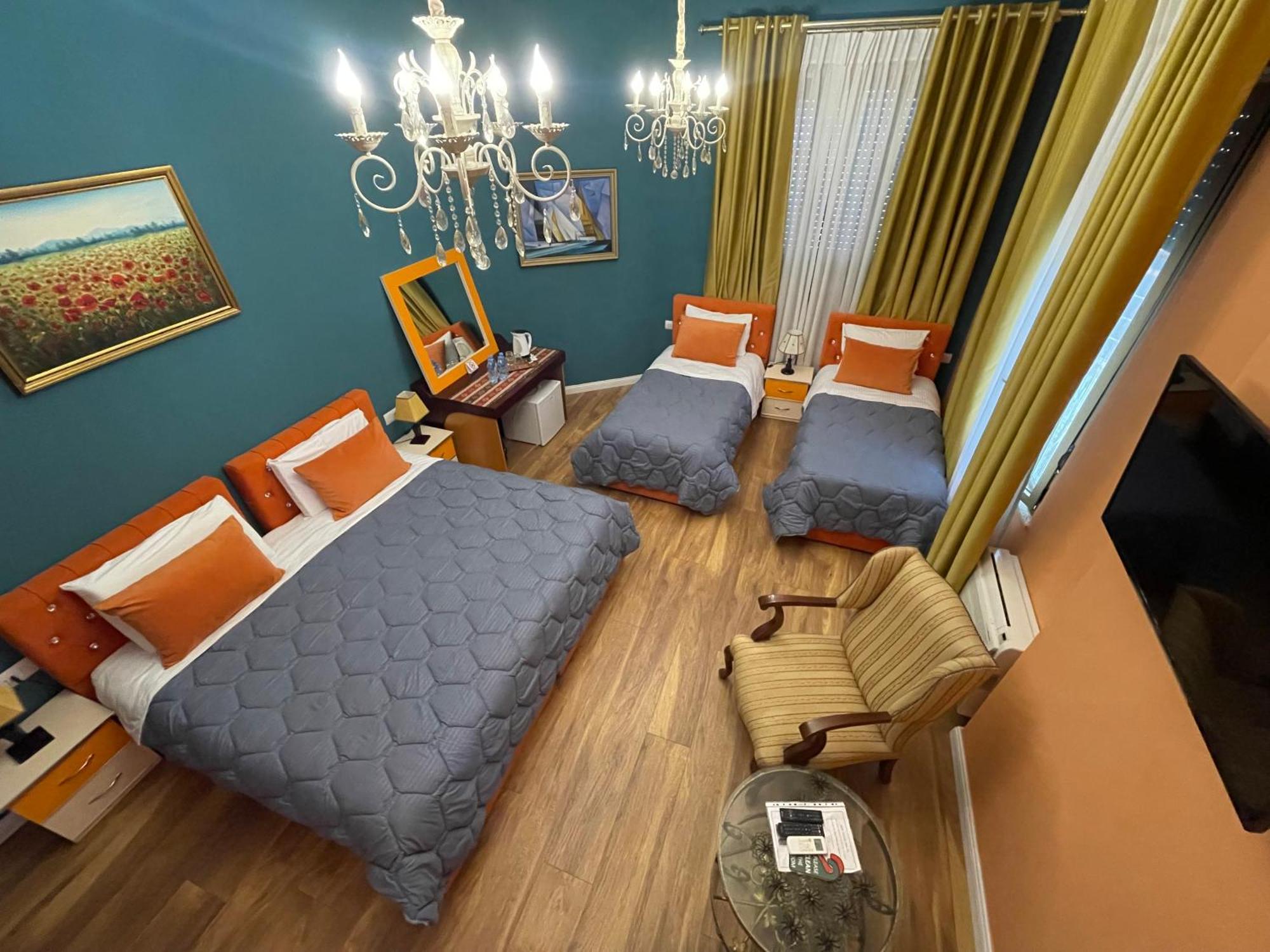 15 - Center 4* Tirana