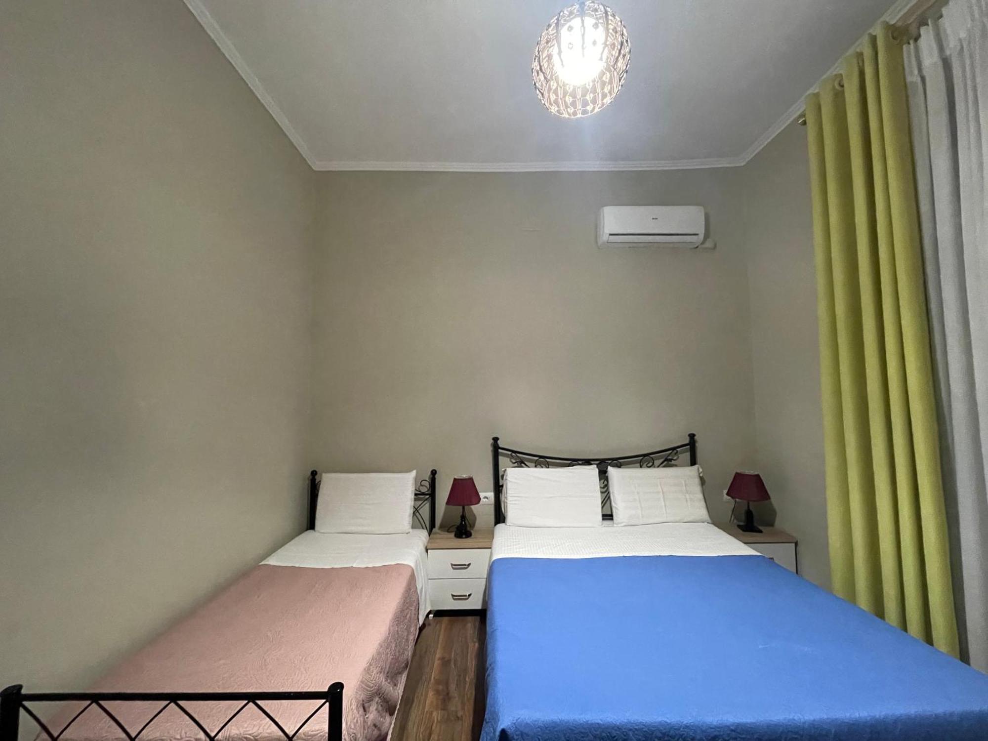 15 - Center Hotel