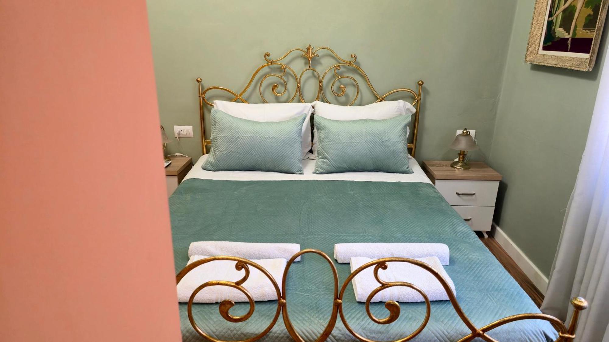 15 - Center Hotel 4*